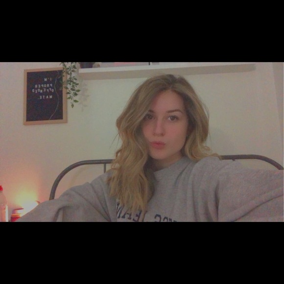 Meet your Posher, Melissa - Picture 1 of 1